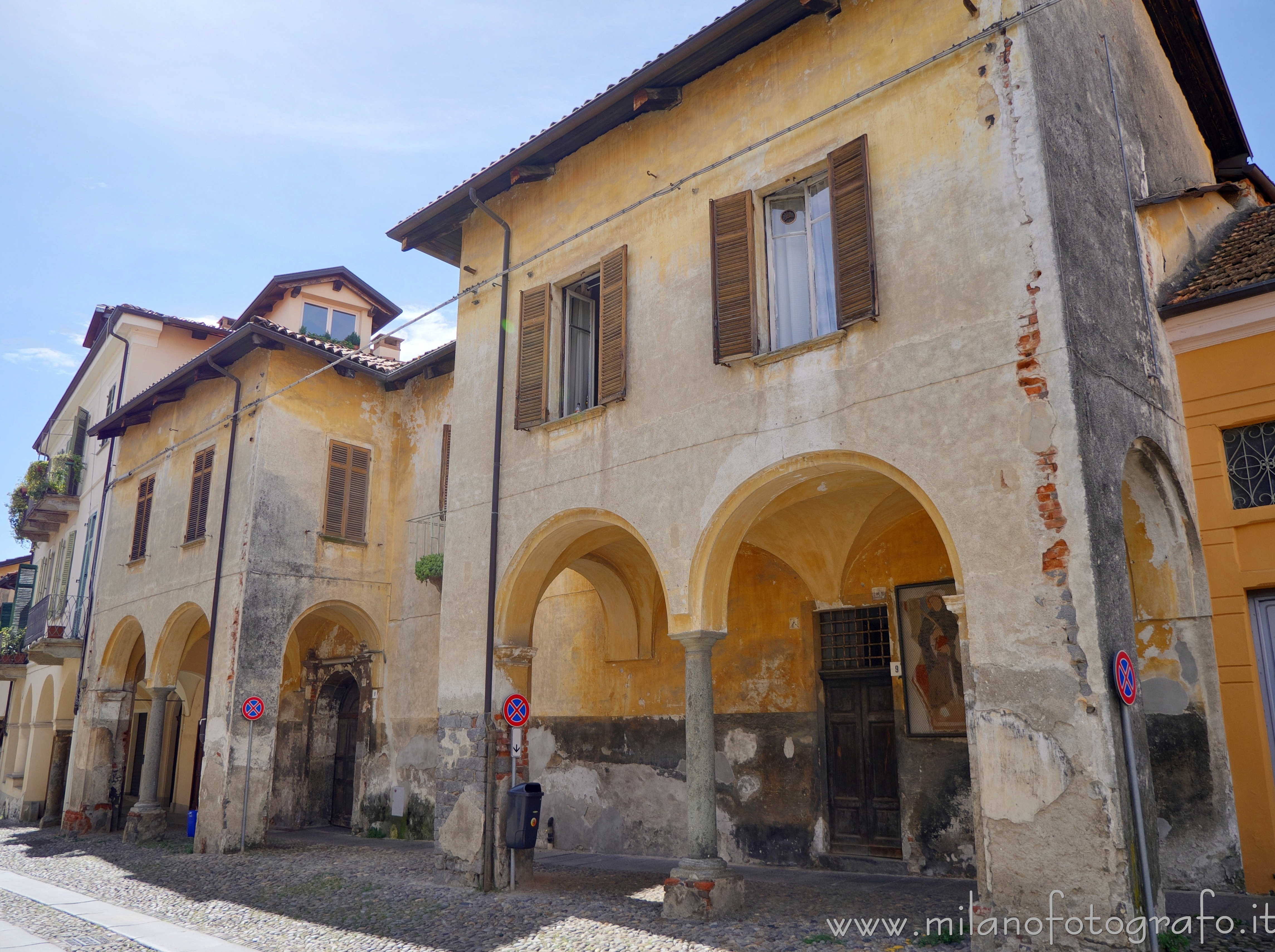 Biella (Italy) - Old house in Avogadro street 9, in the quarter Piazzo - Full resolution picture